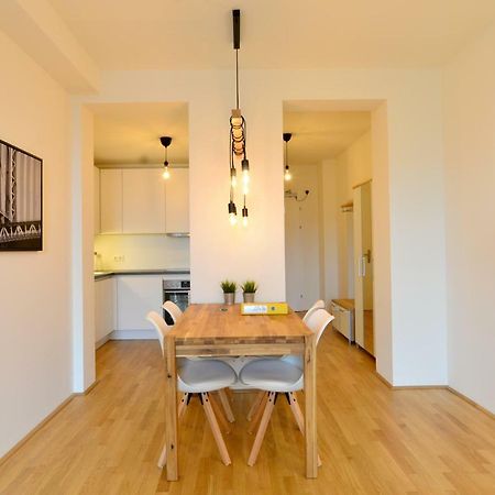 Self-Check-In With View & Free Parking Leilighet Wien Eksteriør bilde