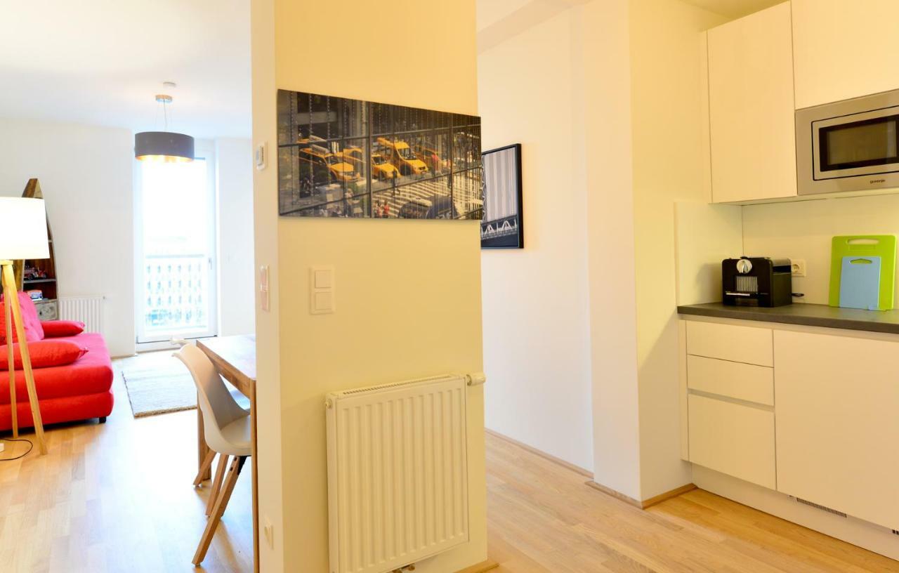 Self-Check-In With View & Free Parking Leilighet Wien Eksteriør bilde